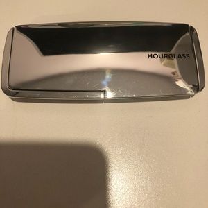 Hourglass Ambient Metallic Strobe Lighting Palette